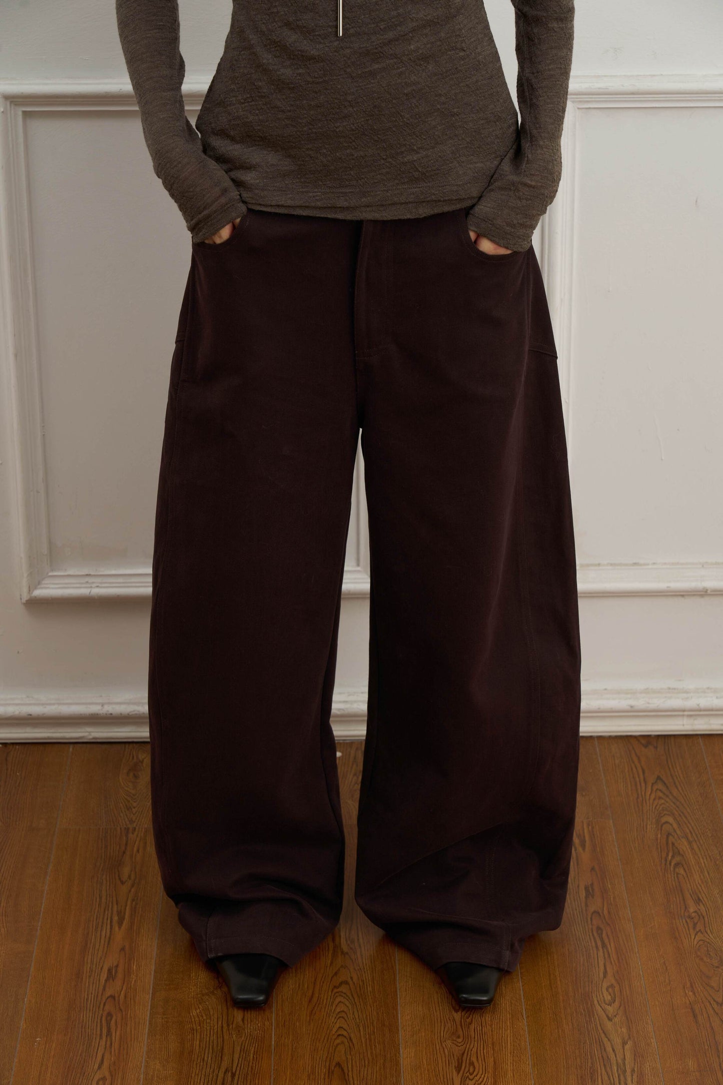 Flowy Straight-Leg Pants with Timeless Drape