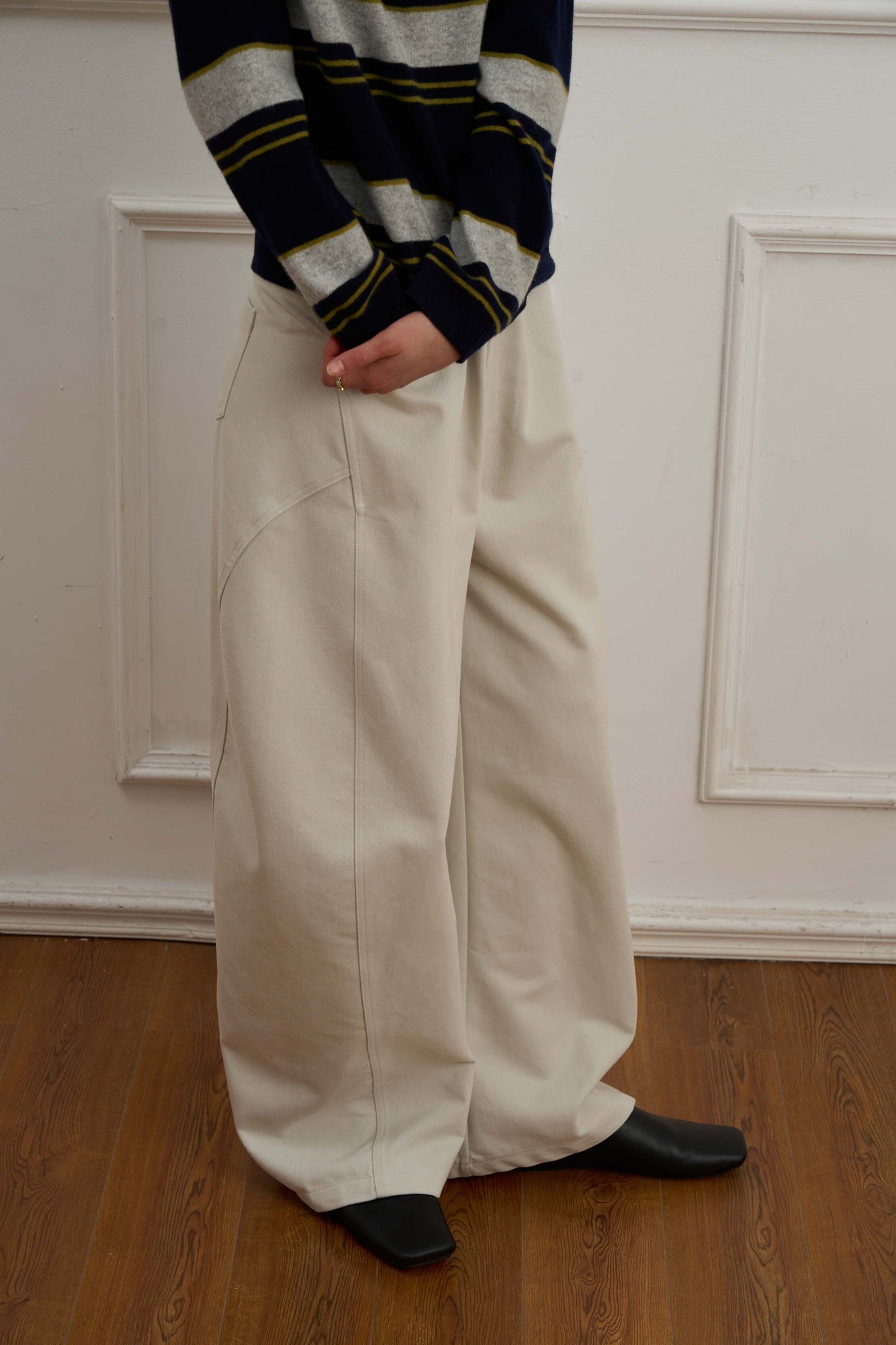 Flowy Straight-Leg Pants with Timeless Drape